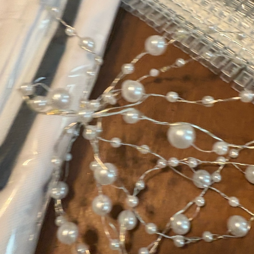 Battery-Powered String Lights with Pearls - Picture 3 of 5